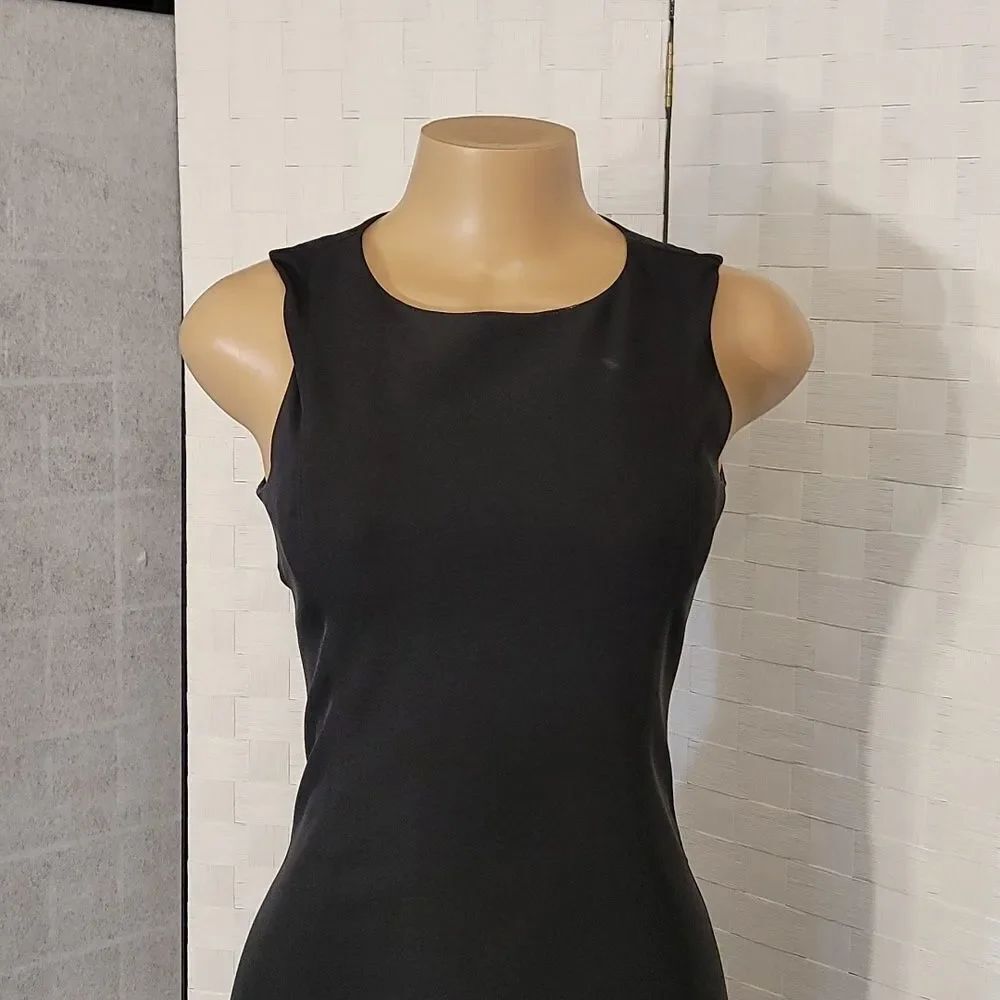 TAGLAI SLEEVELESS SHEATH BODYCON DRESS - Picture 12 of 13